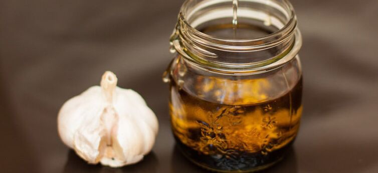 Tinctura de usturoi va îmbunătăți erecția și va ajuta la creșterea dimensiunii penisului